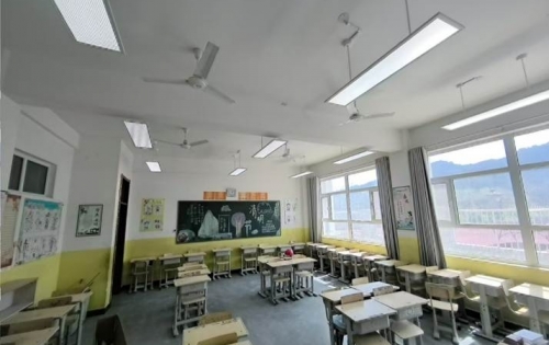 “点亮希望之光，照亮求学之路”电力爱心教室公益项目（第七期）照明改造圆满收官